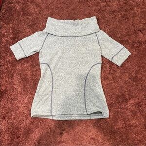 Athleta Gray Muscle Tee